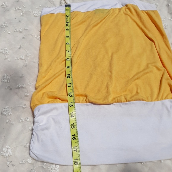 🗣Yellow & White Adjustable Spaghetti Strap Tank - Picture 6 of 9